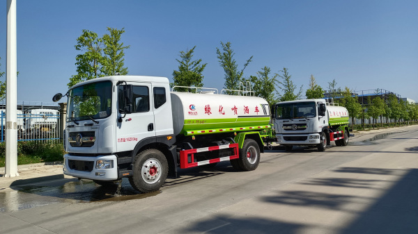 呂梁的二手灑水車：從程力專用汽車公司購買
