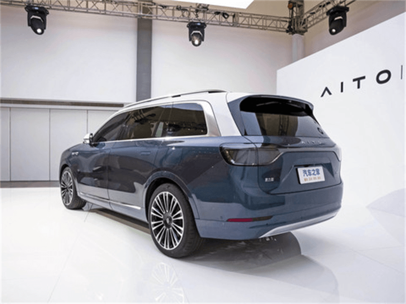 問界 M9 將對(duì)理想蔚來產(chǎn)生怎樣的沖擊力？
