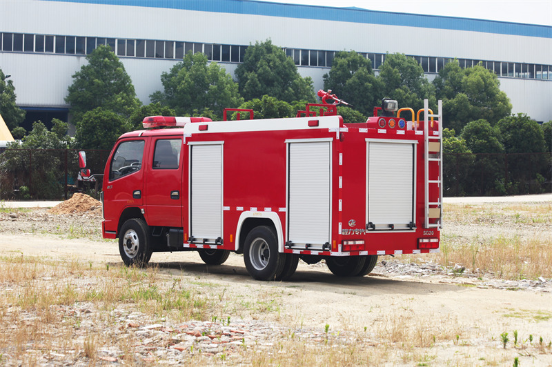 十立方水罐消防車介紹
