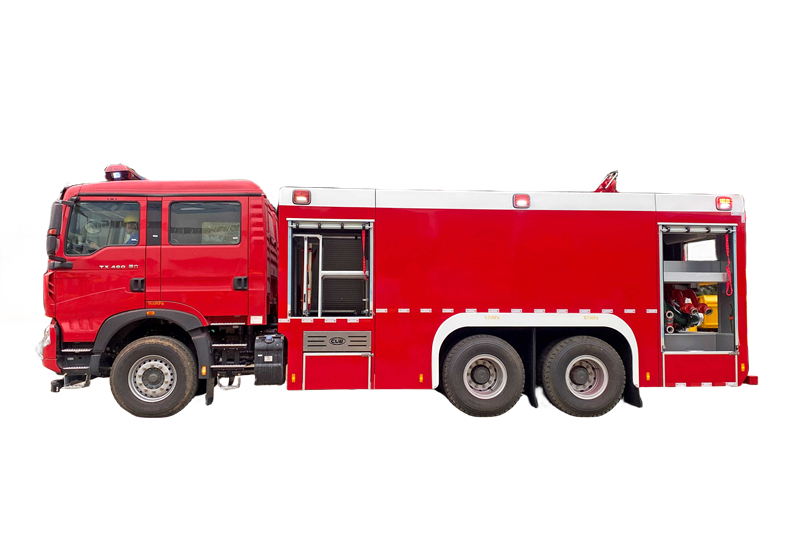 重汽雙橋水罐消防車
