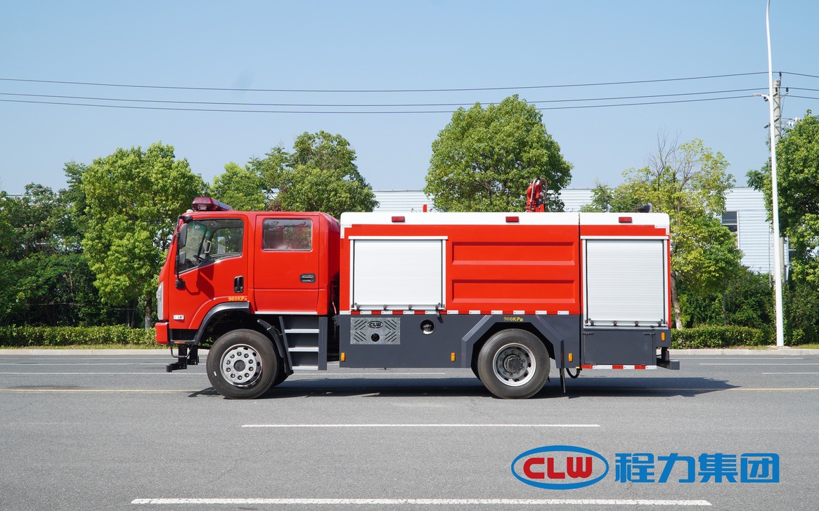 四驅(qū)消防車